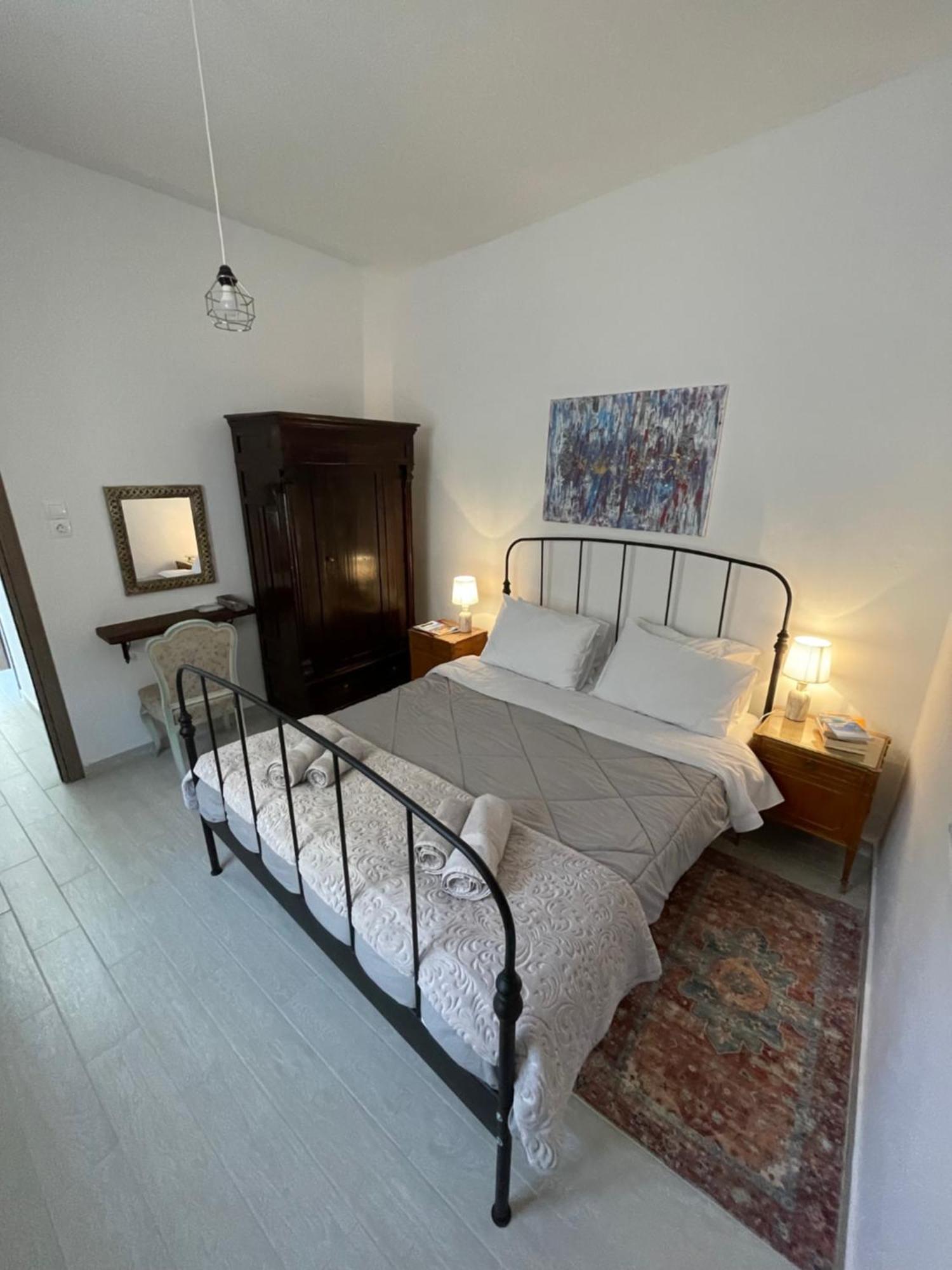 Ritsos Family Apartment Монемвасія Екстер'єр фото